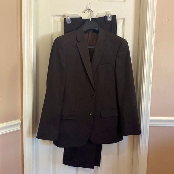 Caravelli Italy mens single breasted lined brown suit; size: 38R, 32W - Picture 1 of 13